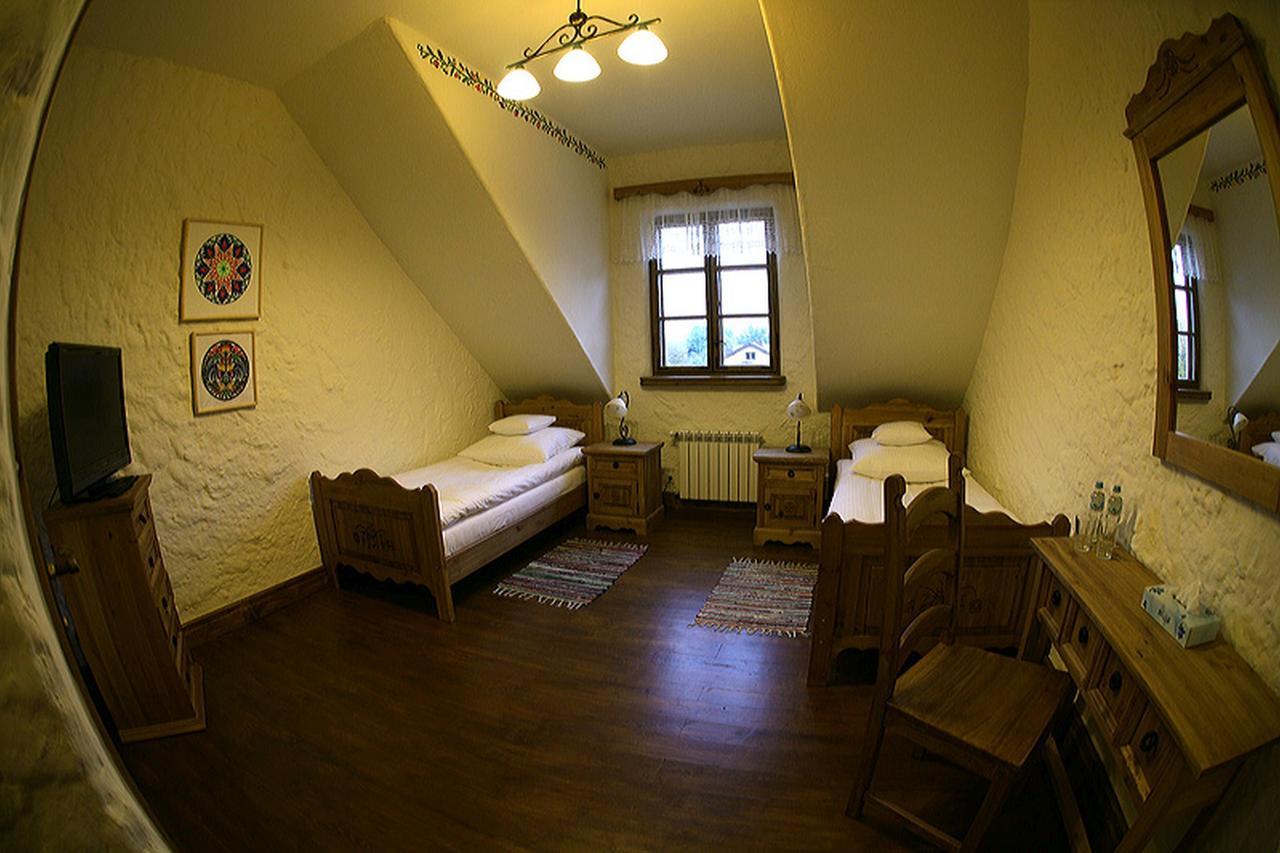 Lipowy Gosciniec Aparthotel Otwock Maly Rum bild